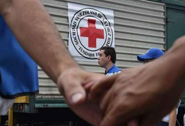 أول شحنة مساعدات من الصليب الأحمر تصل كاراكاس