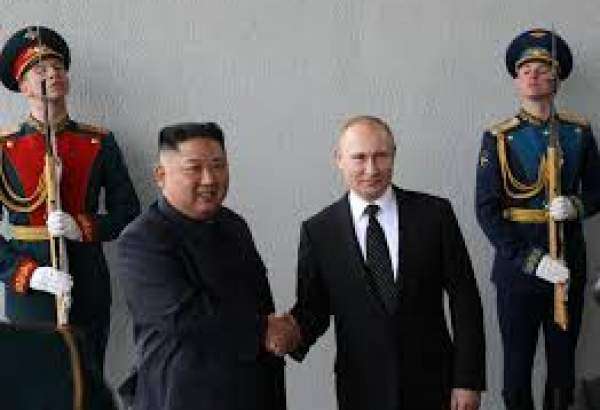 کم جونگ نے صدر پوتن سے پہلی ملاقات میں امریکہ کو اہم پیغام دے دیا