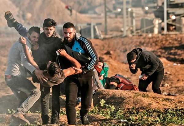 Palestinian protester killed, 30 injured in Gaza