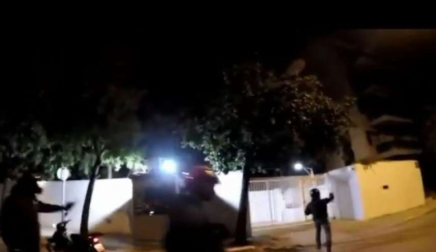 اعتداء بقنابل دخان على مقر السفير الأمريكي في أثينا