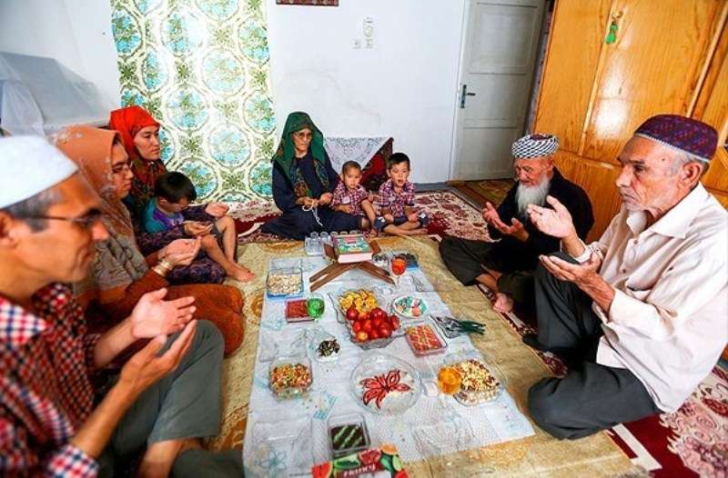 پرونده «رمضان همدلی»| آداب و رسوم مردم خراسان شمالی در ماه رمضان/ از بیدارباش سحر با نوای چاووش‌خوانی تا نماز جماعت «تراویح»