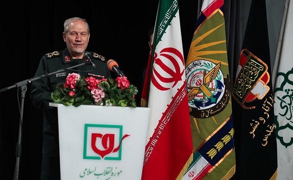 اللواء صفوي: لا قوى في العالم تستطيع أن توقف قافلة انتصارات الشعب الإيراني