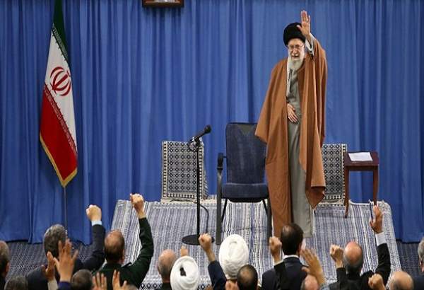 راز قدرت ایران در برابر آمریکا؛ اتحاد مردم و رهبری یا موشک‌های بالستیک؟