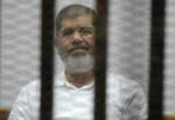 اخوان المسلمین کے رکن اور سابق صدر محمد مرسی کا عدالت میں انتقال