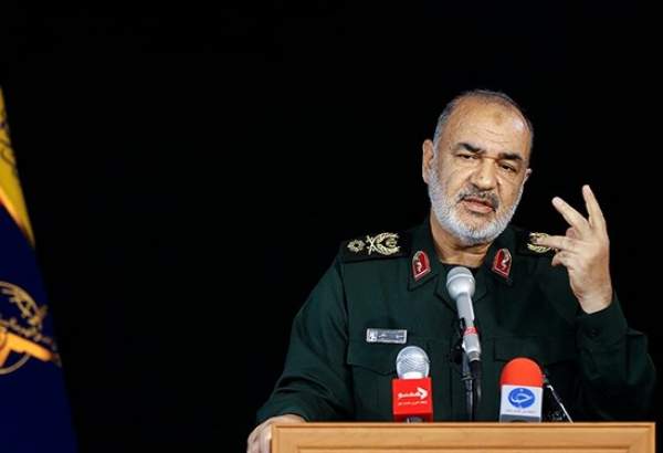 اساتید تراز انقلاب اسلامی با حضور فرمانده کل سپاه تجلیل می‌شوند