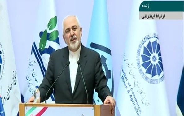 ظريف : طهران لن ترضخ للضغوط الأميركية
