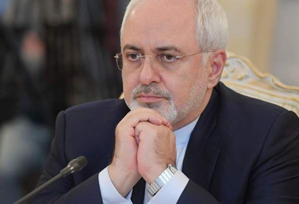 ظریف: ذهنیت تعامل با آمریکا و اروپا اعتبارش را در ایران از دست داده است