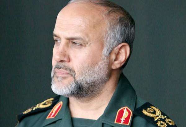 سرلشکر رشید: قدرت دفاعی و تهاجمی ایران برای متجاوزین غافلگیرکننده است