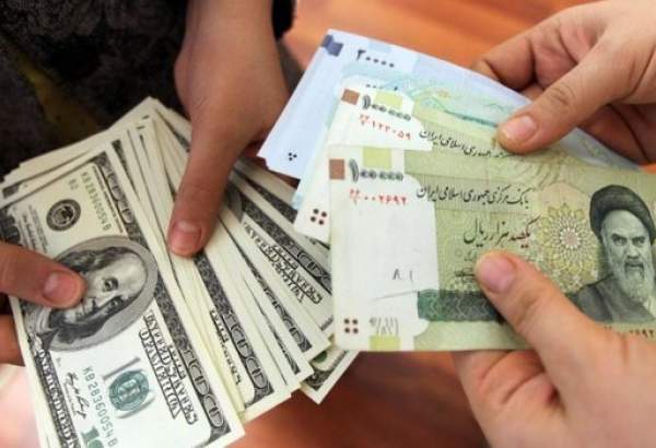 Iran slams plots for devaluing national currency
