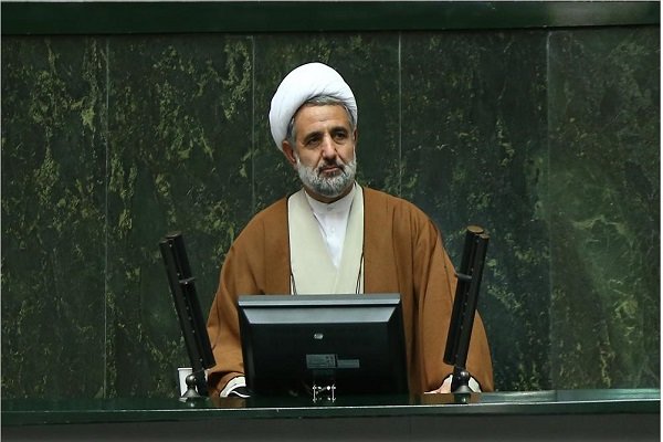 برلماني ايراني: حسن التعامل مع الحجاج الايرانيين قد يساعد في زيادة الاتصالات بين الطرفين