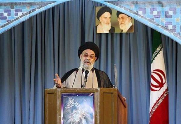 خودباوری ملت ایران از دستاوردهای انقلاب اسلامی است