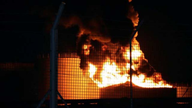 حريق ضخم  فجر السبت في شركة أرامكو السعودية ، اتبعه اطلاق نار