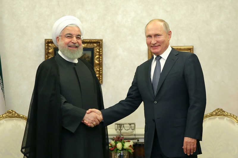 الرئيسان الايراني والروسي يلتقيان في انقرة