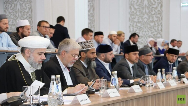 مناقشة أولى رسائل الدكتوراه في مجال العلوم الإسلامية بروسيا