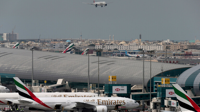 مطار دبي: تأجيل وصول رحلات جوية على خلفية الاشتباه بنشاط طيران مسير