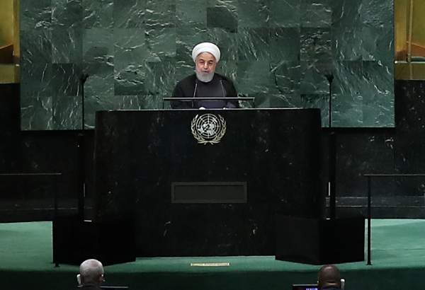 ایران پر دباو ڈالنے کی امریکی پالیسی شکست سے دوچار ہوئی ہے
