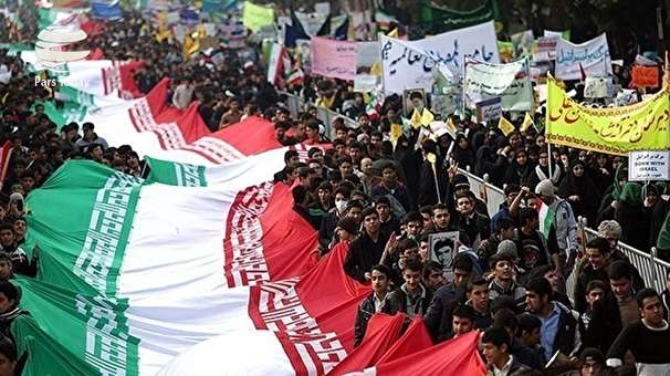 انطلاق مسيرات يوم "مقارعة الاستكبار العالمي" في انحاء ايران