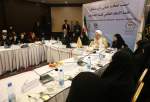 کمیسیون اتحادیه جهانی زنان مسلمان با حضور آیت الله اراکی برگزار شد