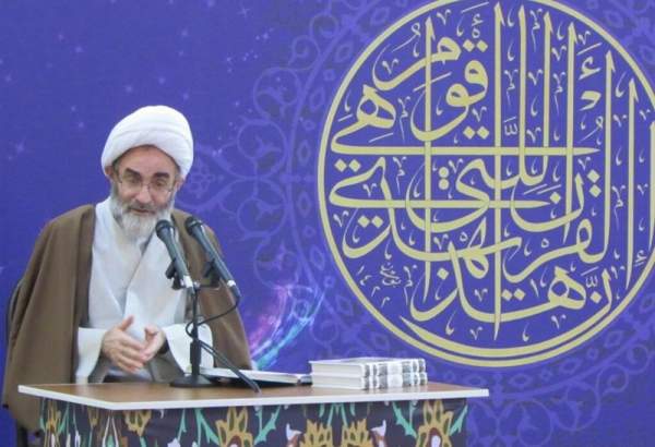 تحریف واقعیت‌های انقلاب اسلامی از اهداف دشمنان انقلاب است
