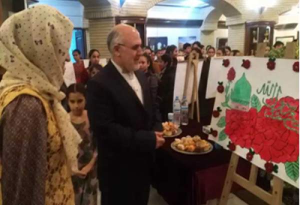 نمايشگاه نقاشی «حضرت رسول(ص)» در تركمنستان برگزار شد