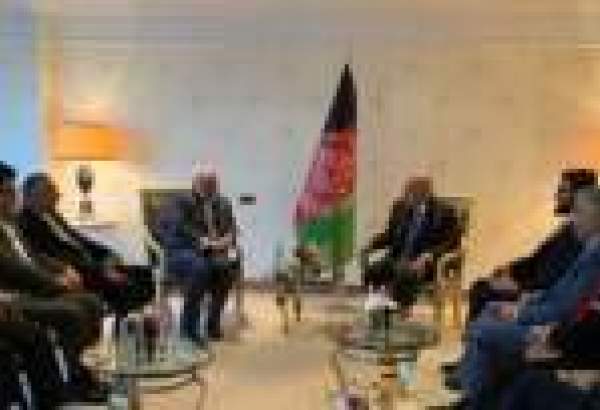ایرانی وزیر خارجہ جواد ظریف کی افغان صدر اشرف غنی سے ملاقات