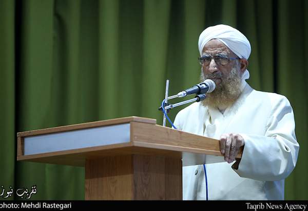 Sunni cleric vows support for Islamic system, Muslim solidarity