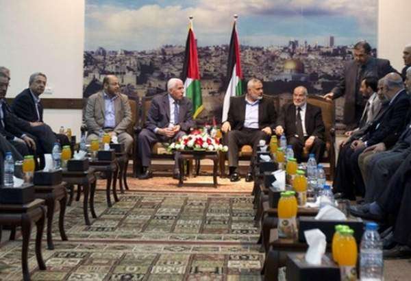 فتح و حماس برای  برگزاری نشست پنج جانبه توافق کردند