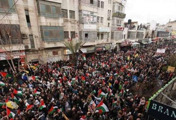 فلسطینیان نوار غزه علیه «معامله قرن» تظاهرات کردند