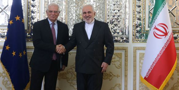وزير الخارجية الايراني يتباحث هاتفيا مع مسؤول السياسة الخارجية في الاتحاد الاوروبي