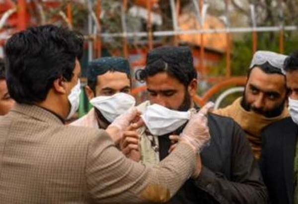 هشدار کابل در مورد احتمال ابتلای نیمی از جمعیت افغانستان به کرونا