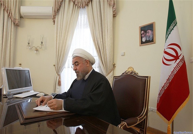 روحاني يهنئ قادة الدول الاسلامية بحلول شهر رمضان المبارك