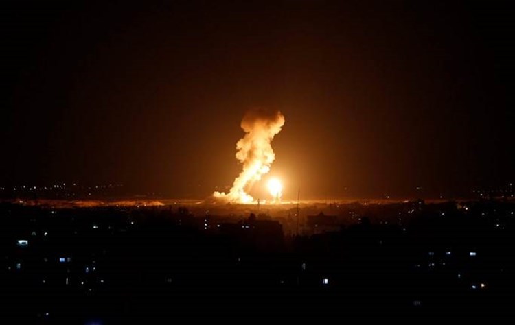 قصف إسرائيلي بالمدفعية والطيران على شمال غزة