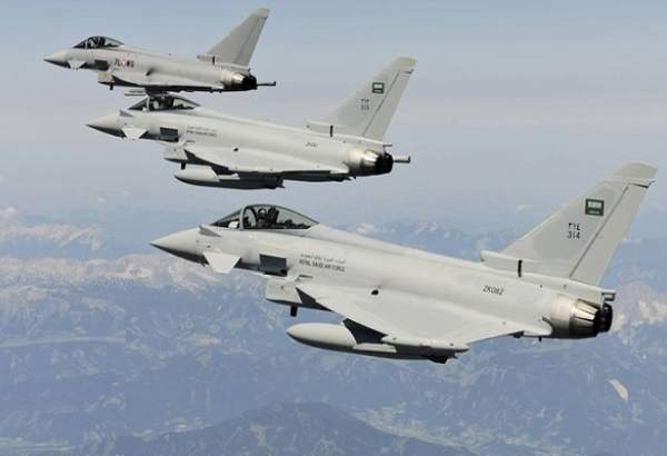 جنگنده‌های سعودی با حمله پدافند هوایی یمن مجبور به فرار شدند