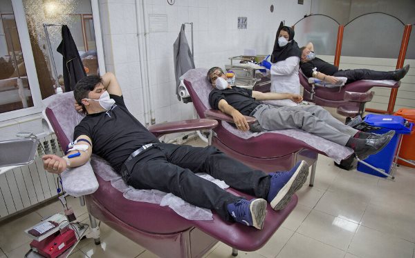 Iranians donate blood on Laylat al-Qadr (photo)  