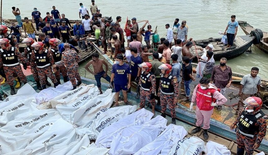 مصرع 26 شخصا بانقلاب قارب اليوم الاثنين في بنغلادش