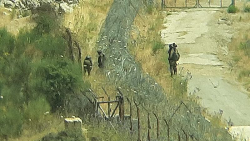 قوة صهيونية معادية ترمي قنبلة على لبناني في شبعا الحدودية مع فلسطين المحتلة
