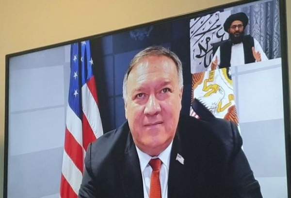 امریکی وزیر خارجہ اور طالبان دہشت گڑد تنظیم کے رہنما ملا برادر کے درمیان گفتگو