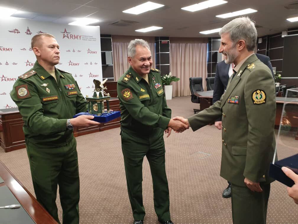 التعاون الدفاعي بين ايران وروسيا قائم على الثقة المتبادلة في اطار ارساء السلام