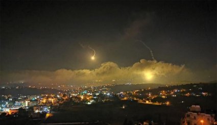 العدو الإسرائيلي يستهدف جنوب لبنان بأكثر من 20 القذائف الفوسفورية
