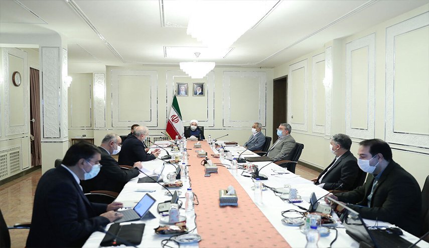 روحانی :  اللجنة باتت تراجع خطة شاملة لإدارة المرحلة الجديدة من إنتشار كورونا
