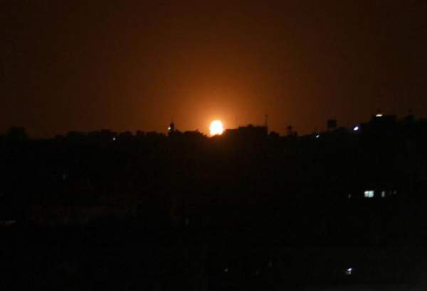 Les avions de guerre israéliens lancent de nouveaux raids sur Gaza