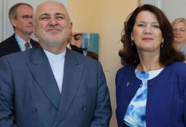Iran, Sweden FMs discuss JCPOA, ties in phone call