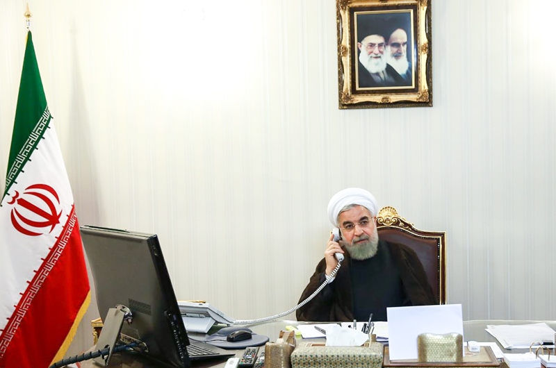 روحاني : نحن في دول المنطقة بصفتنا اشقاء وجيران قادرون على حل مشاكلنا بانفسنا