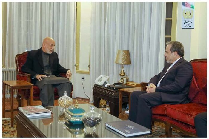 عراقجي يبحث مع الرئيس الافغاني السابق كرزاي في كابول