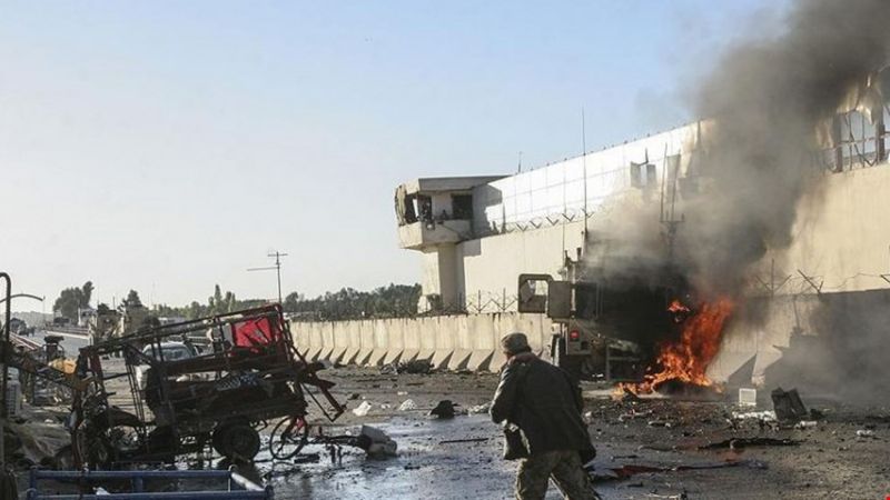 قاعدة "باغرام" الجوية أمريكية في أفغانستان تتعرّض لهجوم صاروخي