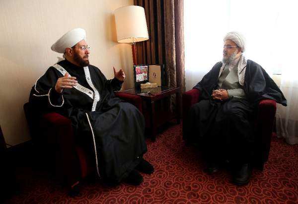 Le secrétaire général du CMREI rencontre cheikh Ahmad Badreddin Hassoun