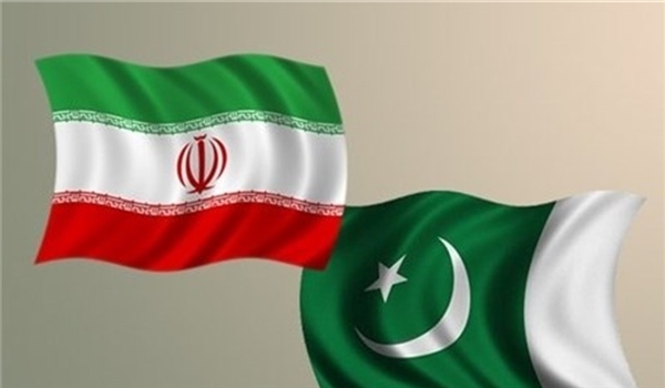 قريشي : باكستان تحظى بعلاقات جيدة جدا مع جيرانها ومنها الجمهورية الاسلامية الايرانية