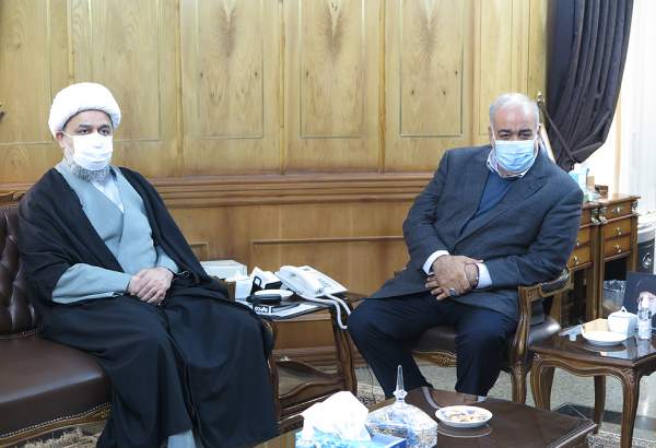 دبیر کل مجمع جهانی تقریب مذاهب اسلامی با استاندار کرمانشاه دیدار کرد