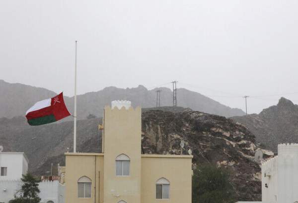عمان ورود مسافر از ۱۰ کشور را به حالت تعلیق درآورد