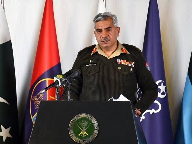 "الجنرال افتخار": نرغب في اجراء مناورة عسكرية مشتركة مع ايران